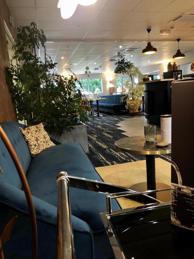 Artemis Hotel & Spa Bistro Coquet Бриуд Экстерьер фото