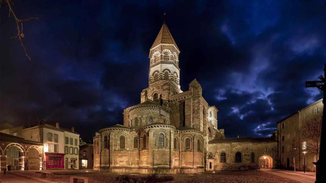 Artemis Hotel & Spa Bistro Coquet Бриуд Экстерьер фото