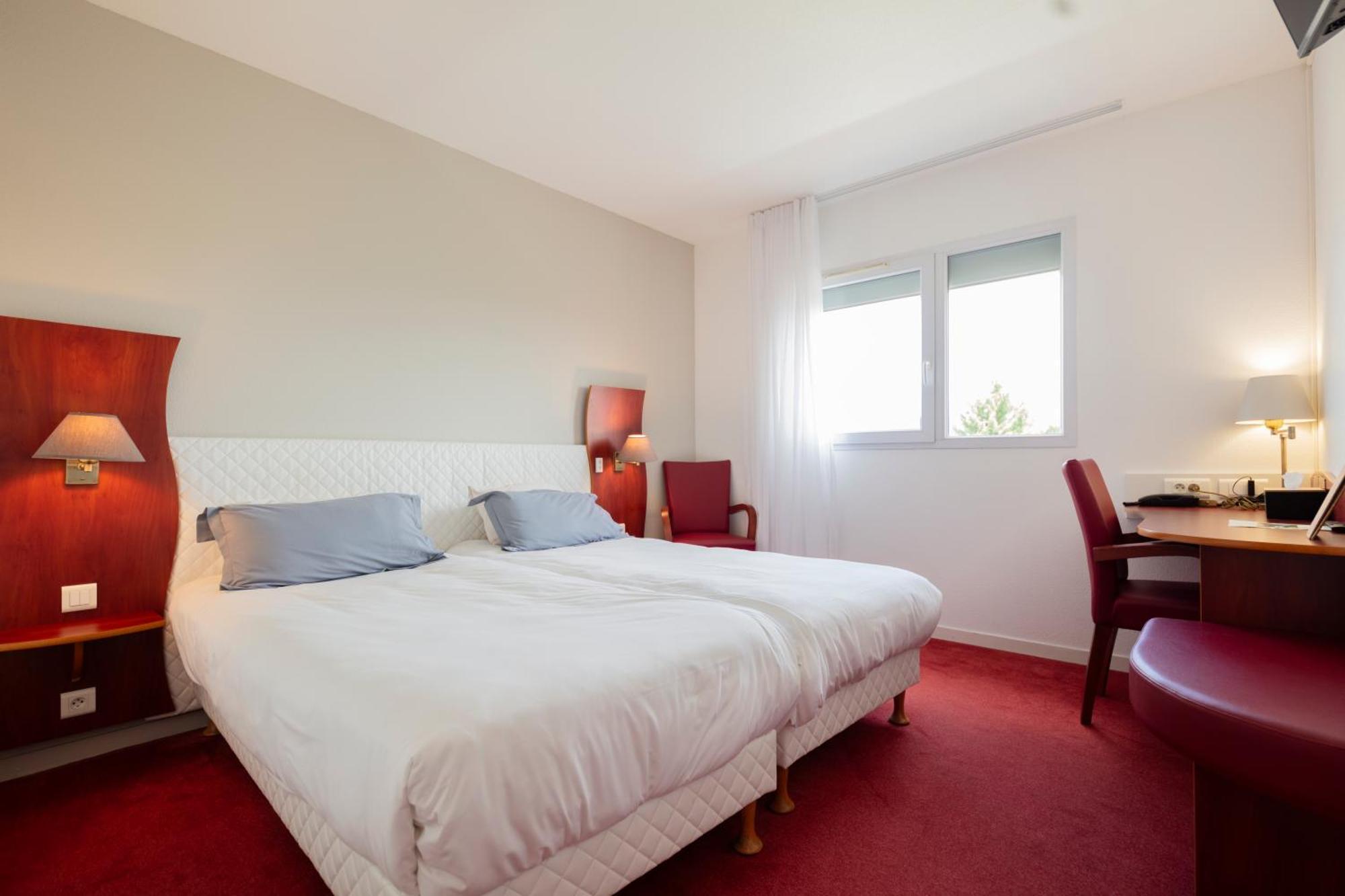 Artemis Hotel & Spa Bistro Coquet Бриуд Номер фото